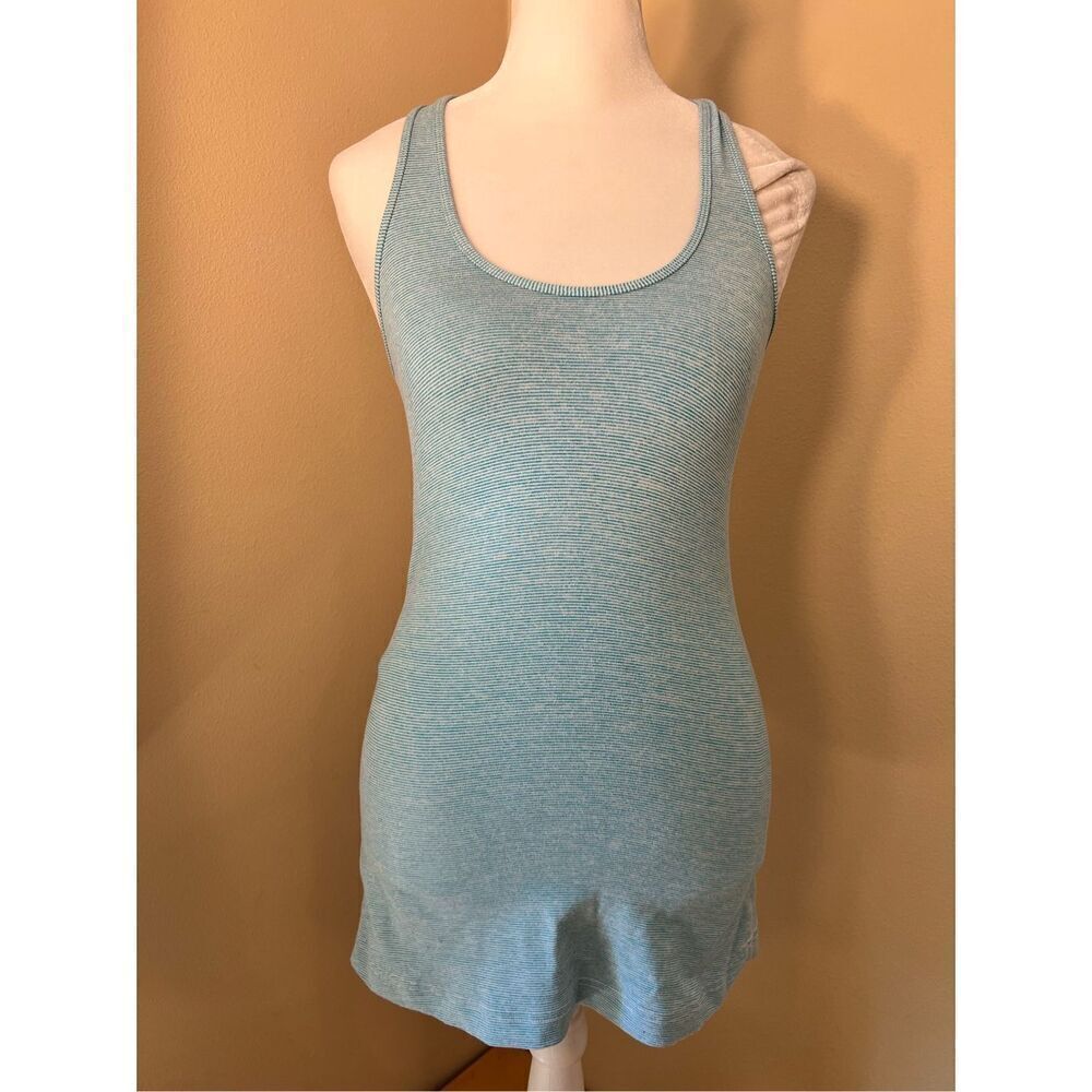 Lululemon Aqua Blue White Micro Stripe Cool Racerback Tank Top Size 4